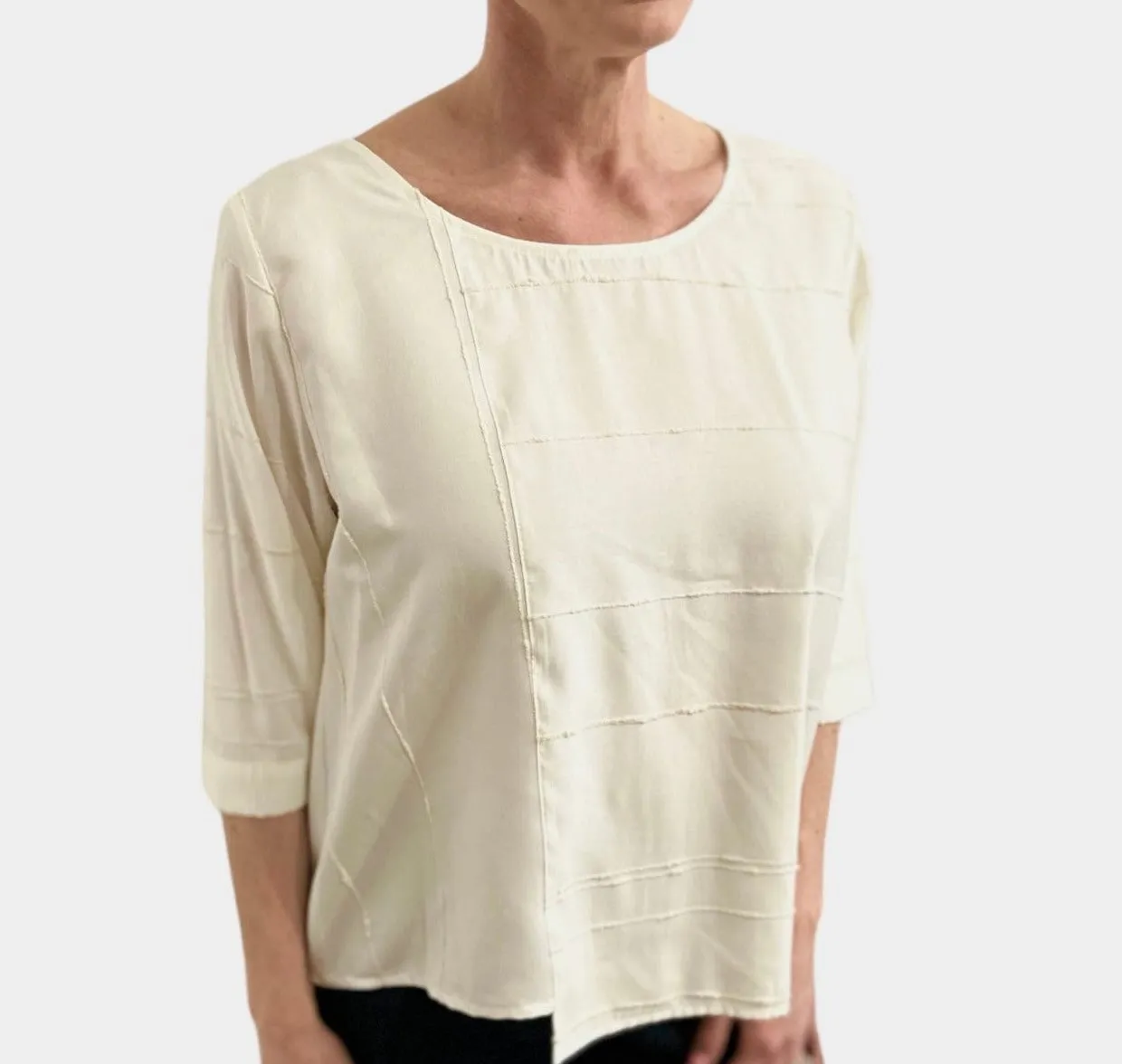 Blouse Cream/Ivory Geometrical Design