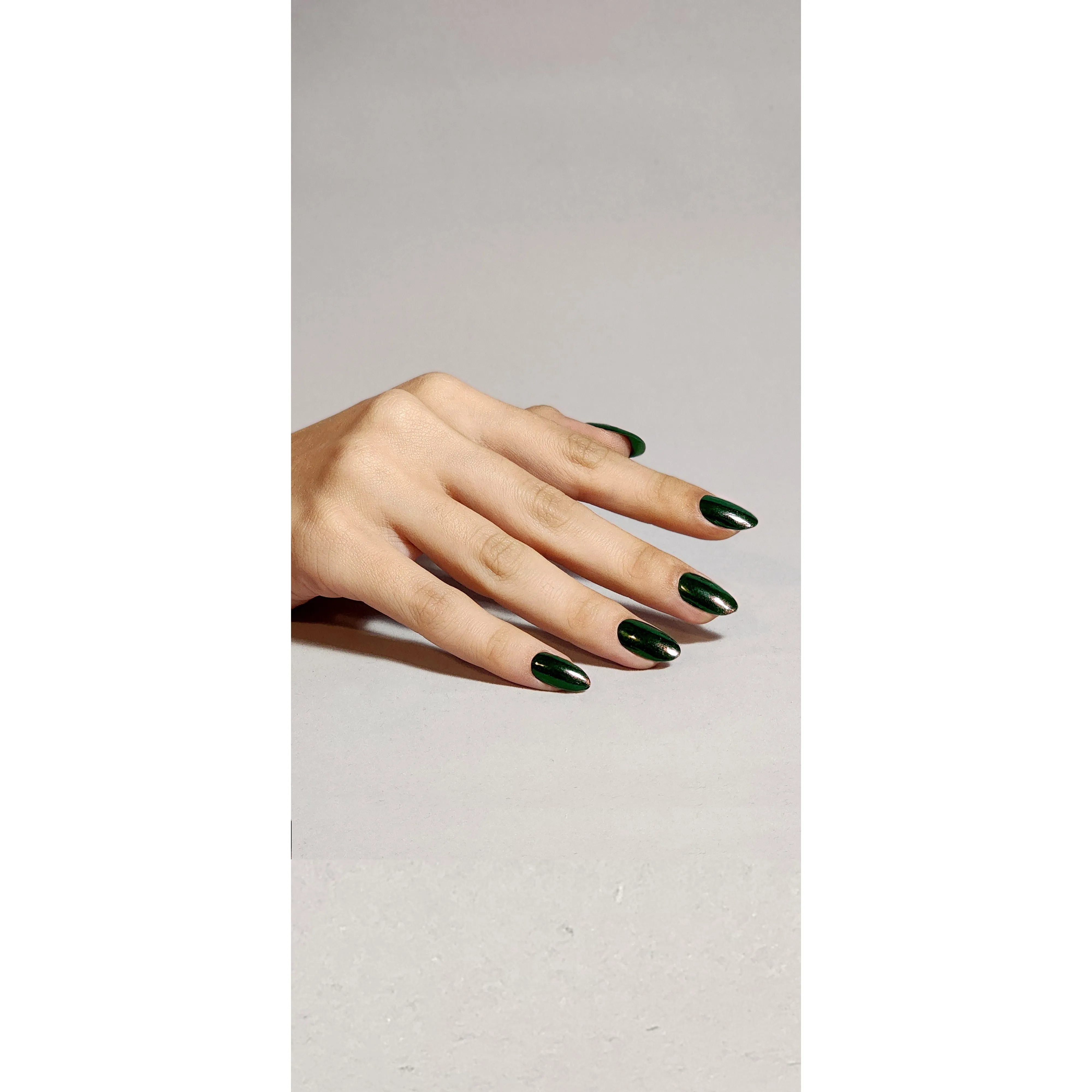 CND - Vinylux Forevergreen 0.5 oz - #455