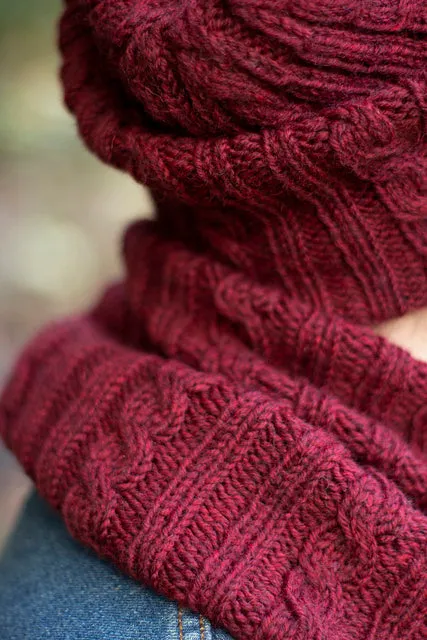 Compass Hat & Cowl by Rachel Brockman *Universal Pattern*