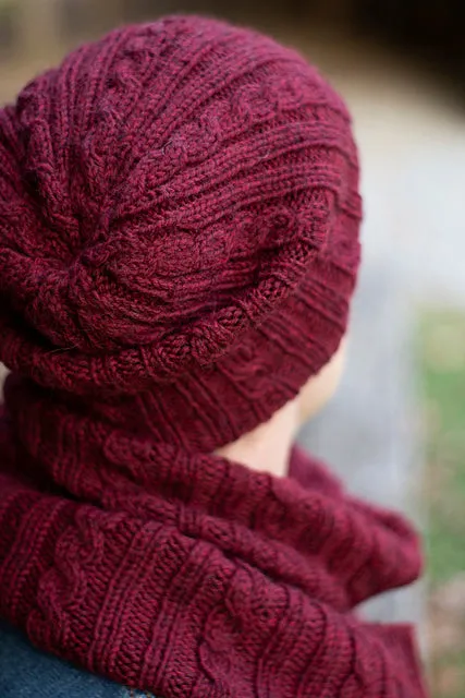 Compass Hat & Cowl by Rachel Brockman *Universal Pattern*