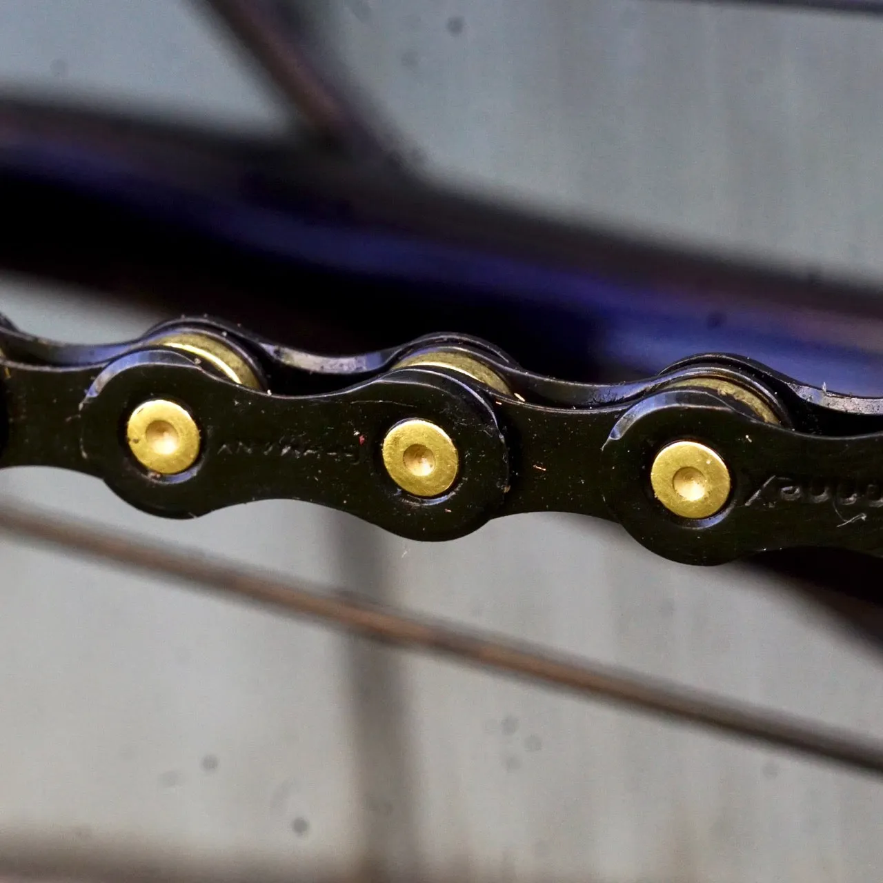 Connex Chains