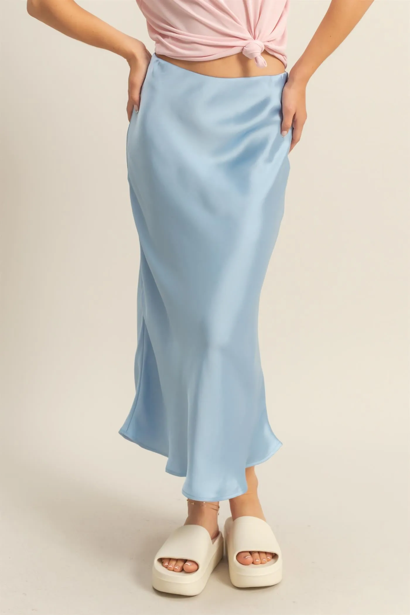 DZ25C185-High-Waisted Satin Midi Skirt