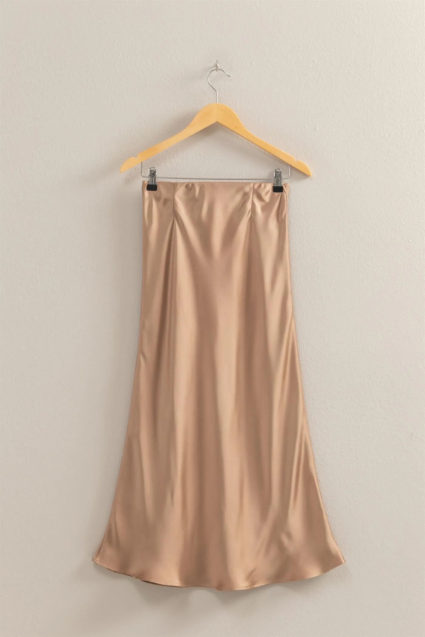 DZ25C185-High-Waisted Satin Midi Skirt