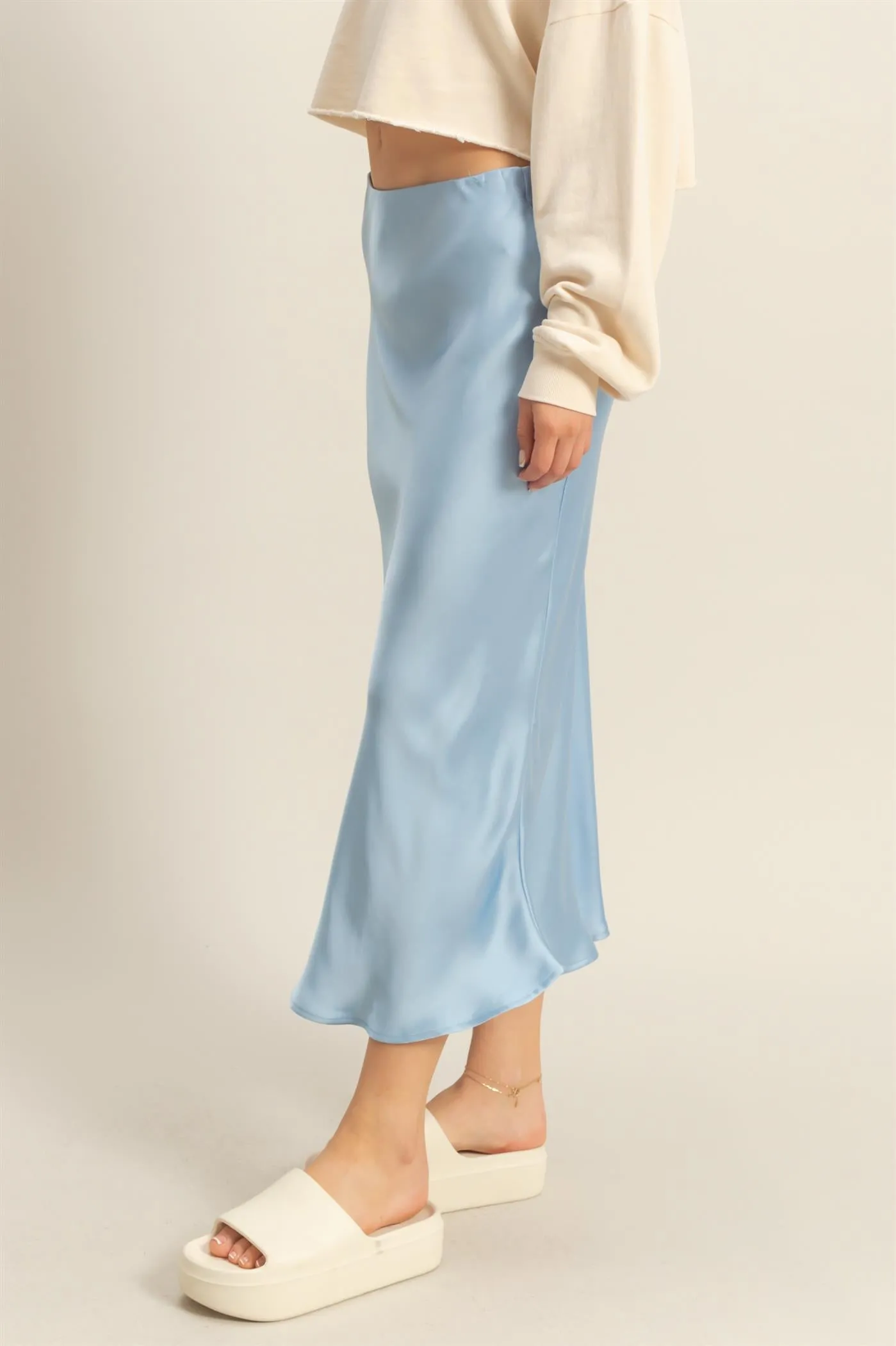 DZ25C185-High-Waisted Satin Midi Skirt
