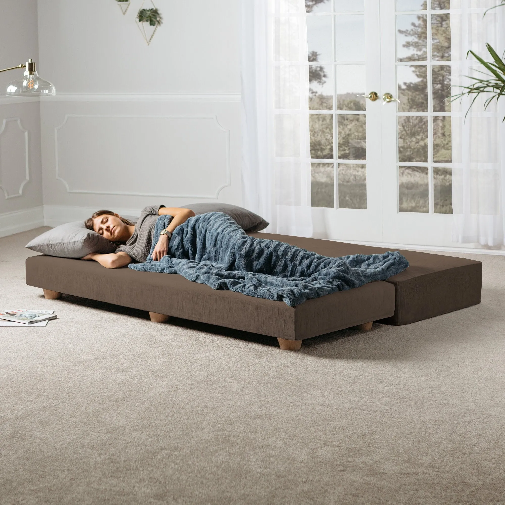 Jaxx Alon Convertible Queen Daybed & Mattress