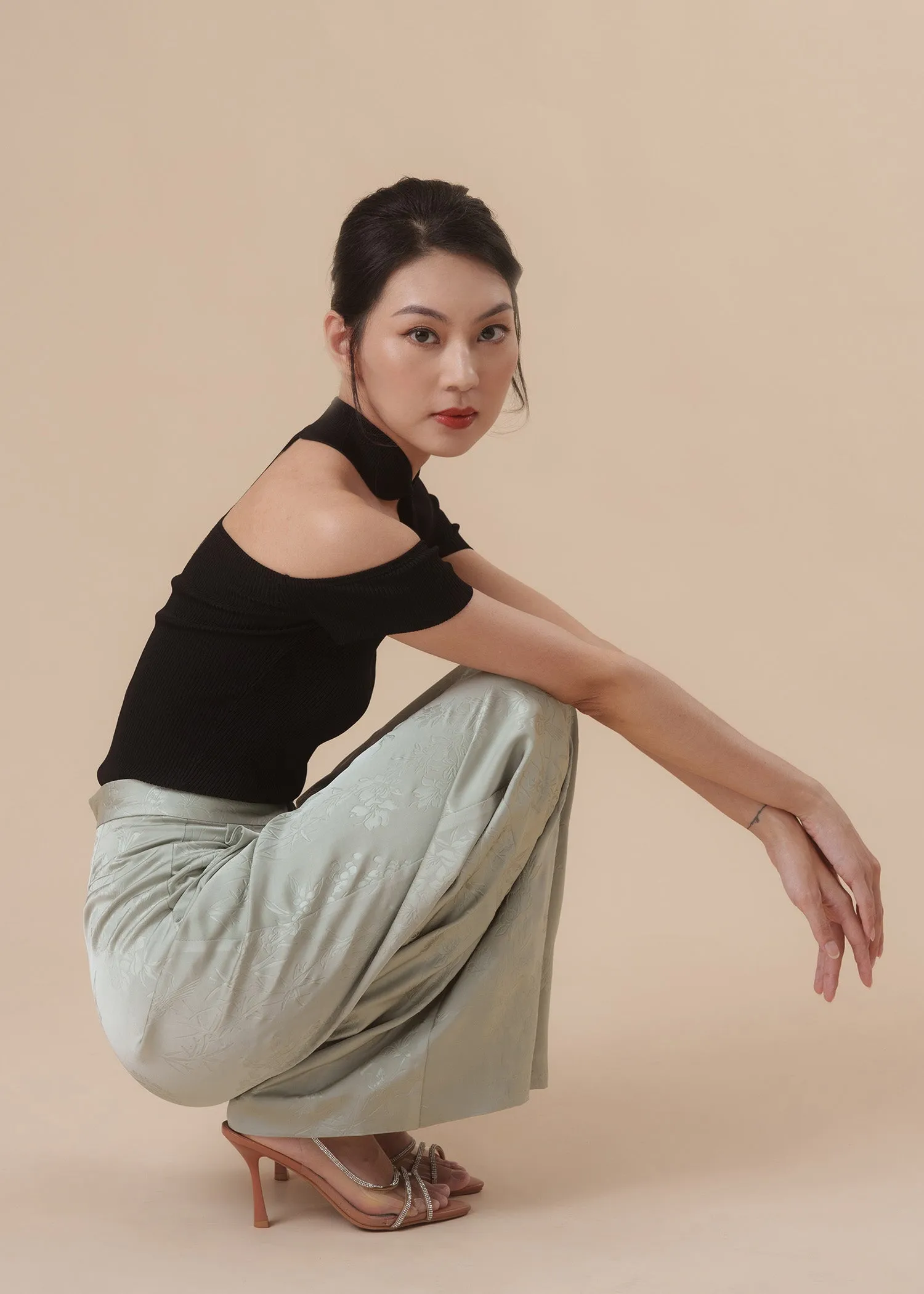 Knitted Cut Out Qipao Top (Black)