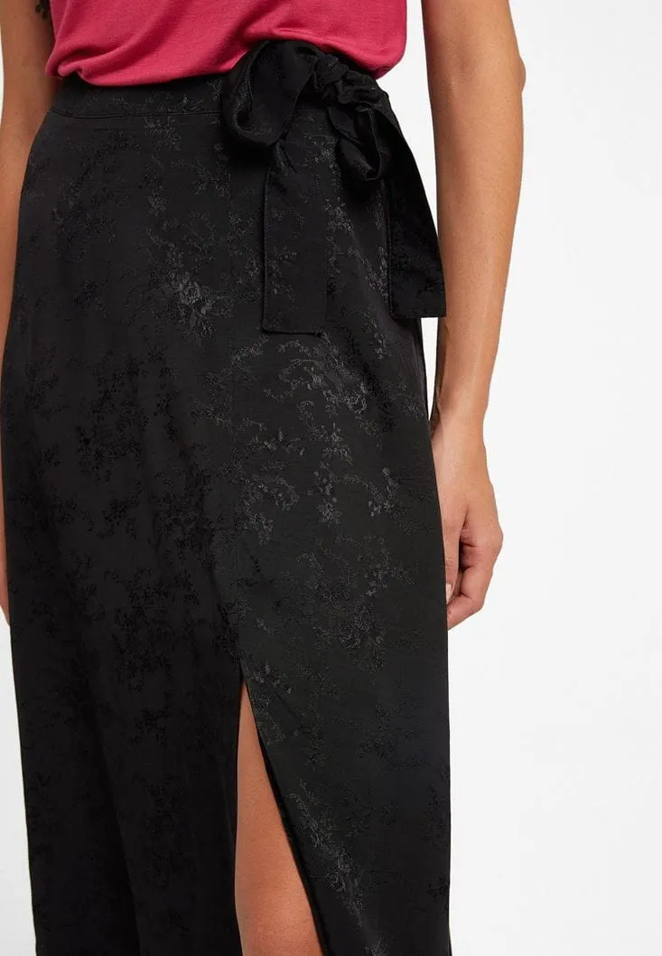 OXXO -  Slit Detailed Midi Skirt