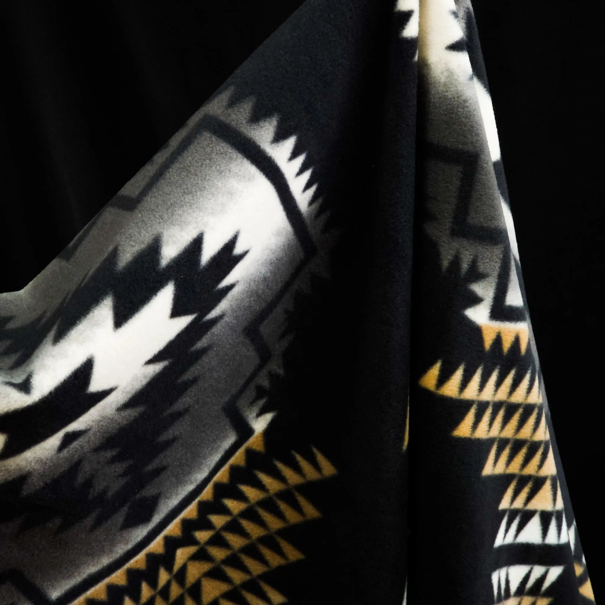 Polar Fleece | Aztec | Windrunner | Black & Ivory