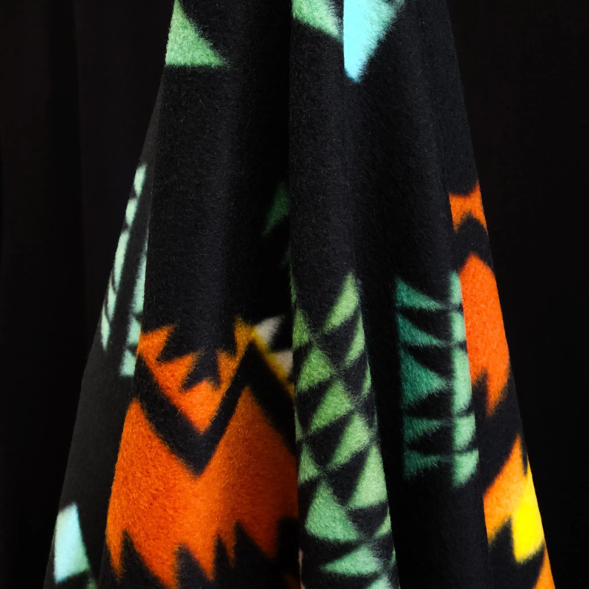 Polar Fleece | Aztec | Windrunner | Black