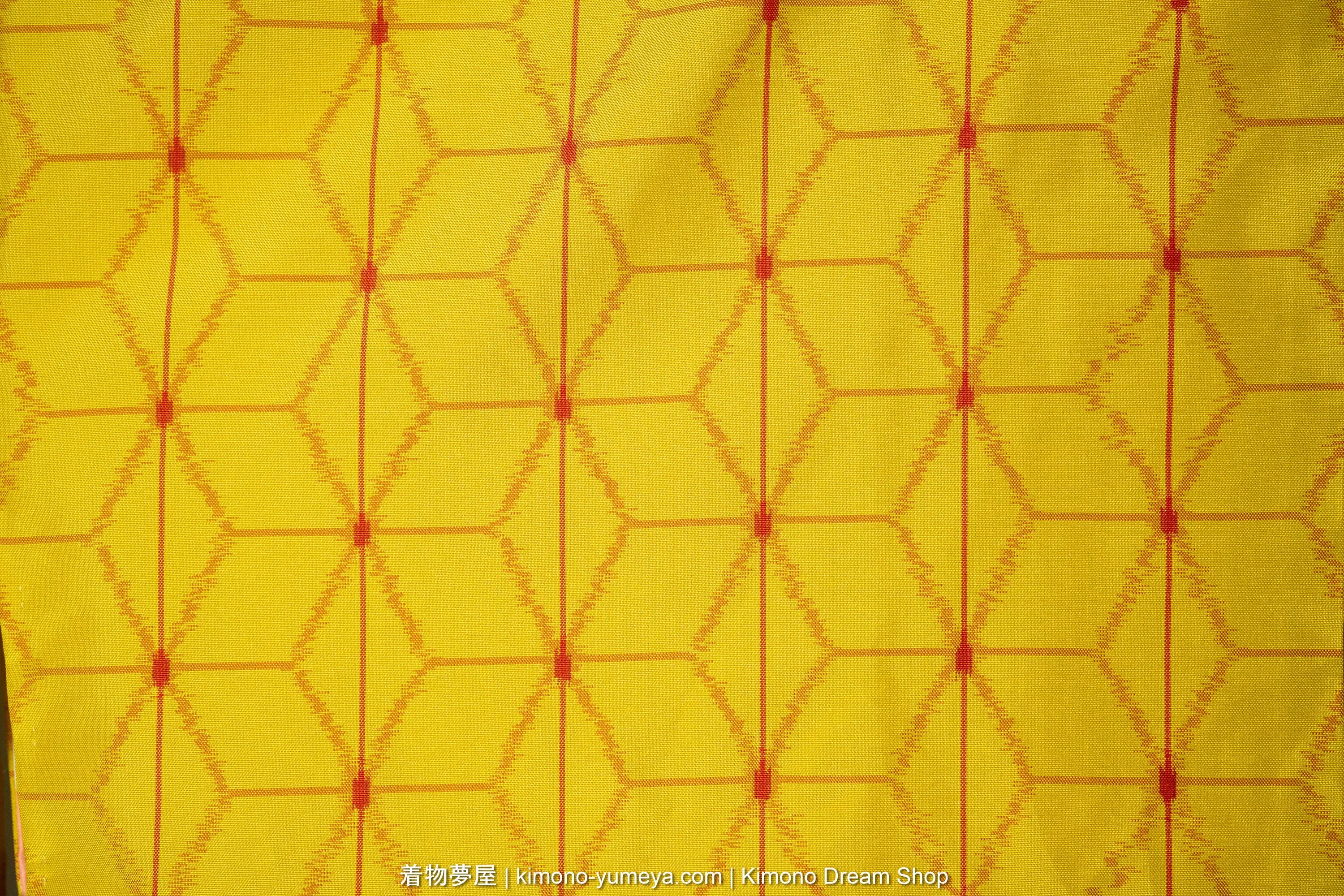 Red on Yellow Meisen Hemp Leaves Haori of Raw Silk - Vintage 1980s Dull Yellow Jacket for Women's Kimono - Asanoha