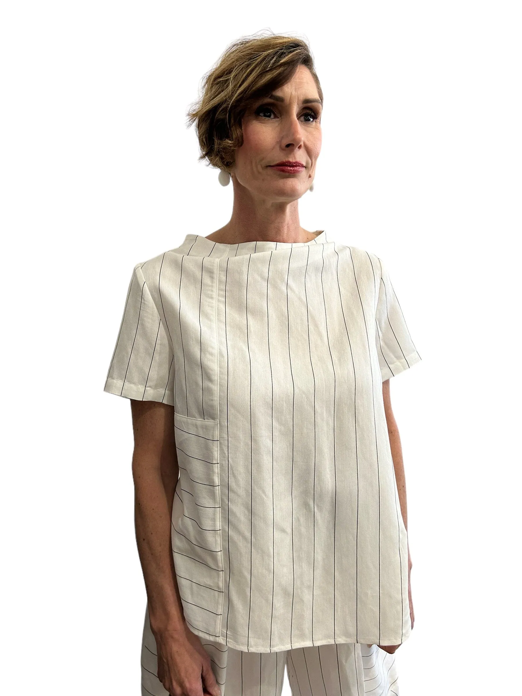 Short Sleeves Stripe Blouse Ivory/Black Wide Cut
