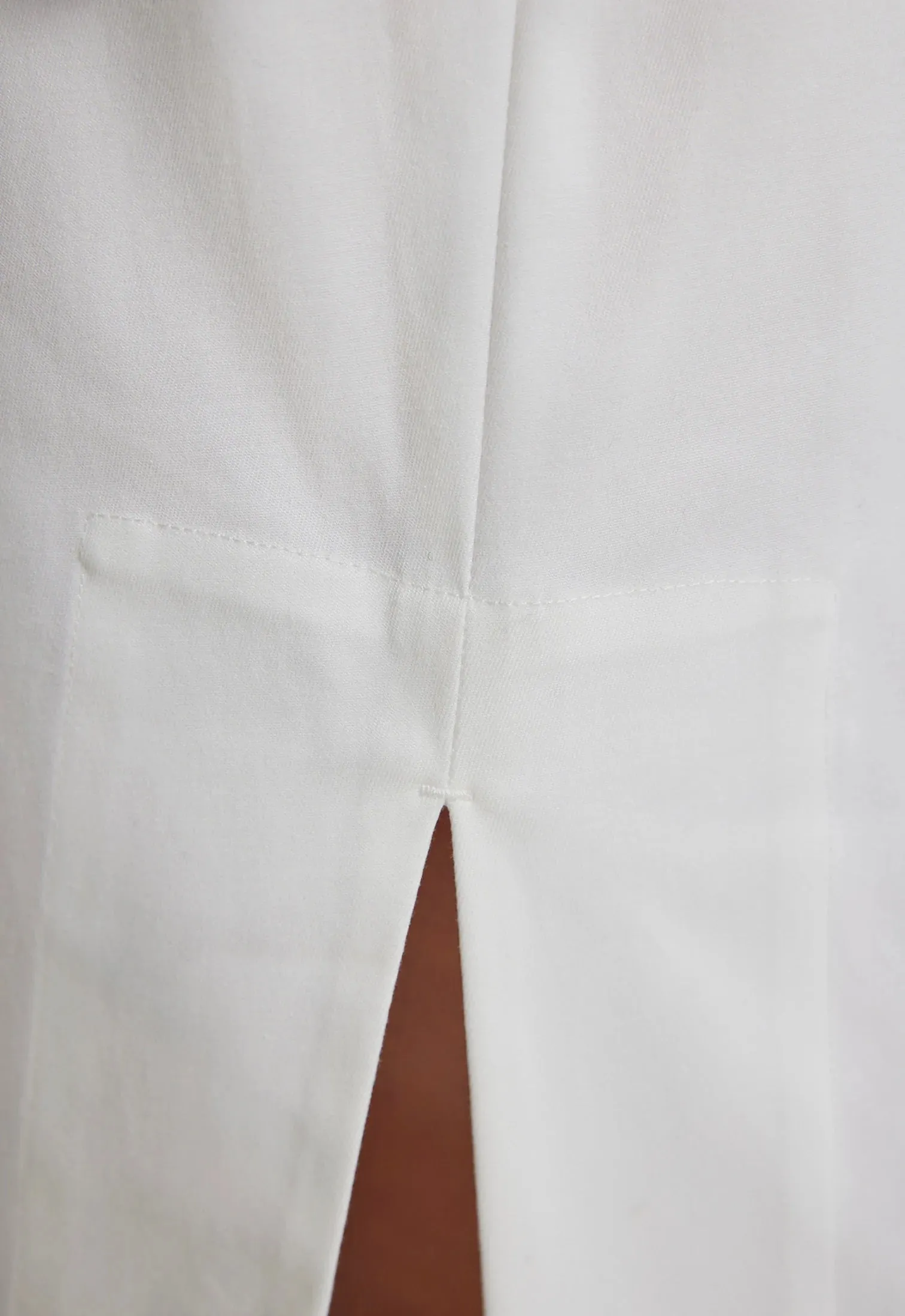 Slim Skirt in White