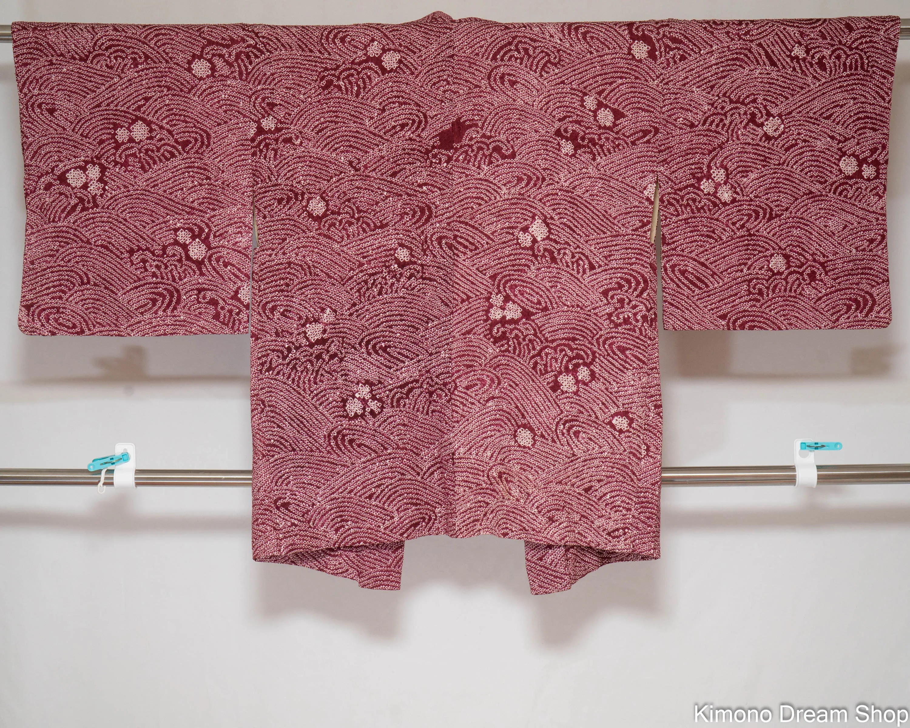 Vivacious Ocean Waves Silk Haori - Traditional Japanese Jacket - Vintage Women's Kimono Jacket - Purple with Shibori Tie Dye Kanoko Pattern